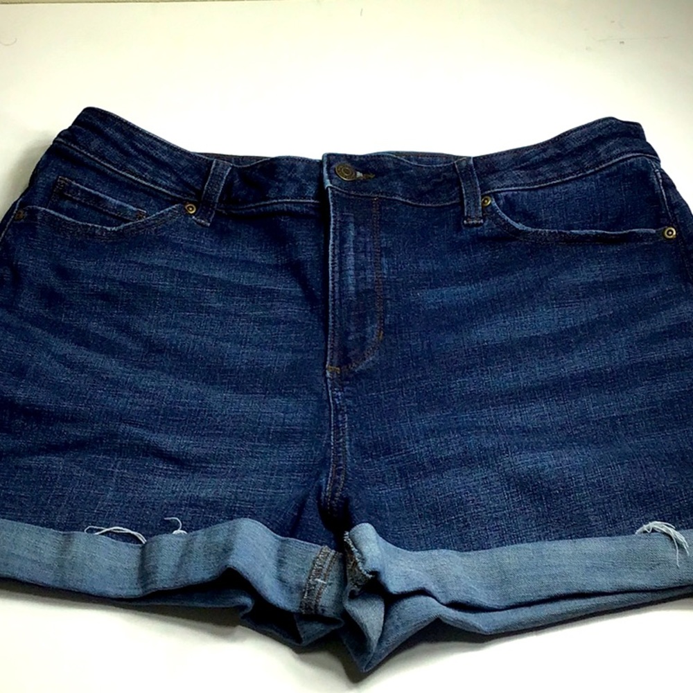 🌼3/$13🌼BUNDLE DEAL! Sonoma Dark Blue Denim Jean Short - Picture 2 of 11